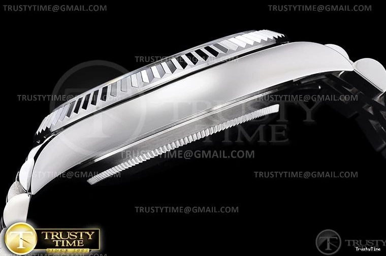 0418 Classic R2DJ0252D – DJ2 41mm Jub 634